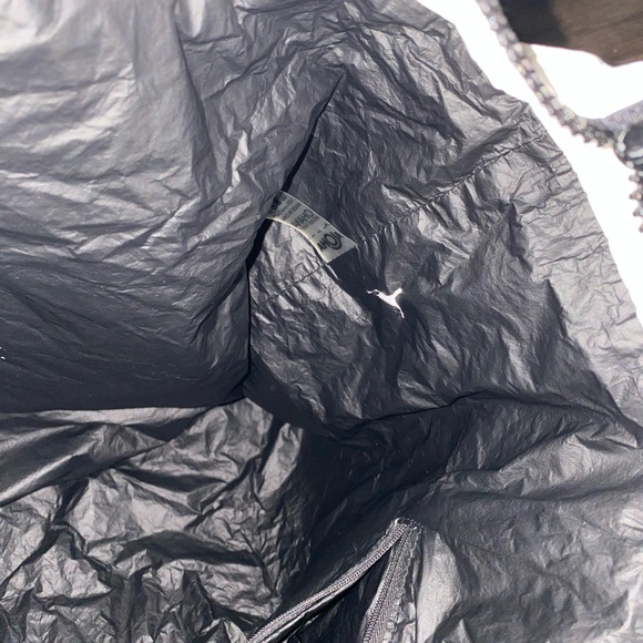 Aloha Collection Tote. Please review photos & description. - Picture 12 of 13